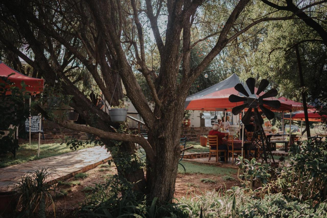 Pretorius Park Hotel Hartbeespoort Bagian luar foto