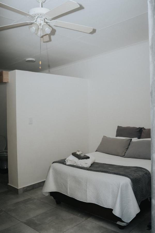 Pretorius Park Hotel Hartbeespoort Bagian luar foto